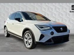 White New 2025 Seat Arona FR SUV | £19,435 (Fair price)