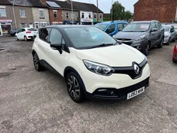 Creamwhite Used 2014 Renault Captur Dynamique SUV | £3,575 (Fair price)