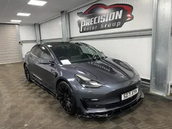 Grey Used 2021 Tesla Model 3 Performance Sedan | £21,495 (Fair price)