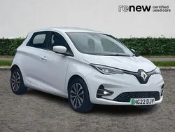 White Used 2022 Renault Rapid GT Hatchback | £10,490 (Fair price)