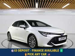White Used 2019 Toyota Corolla Design Hatchback | £13,699 (Fair price)