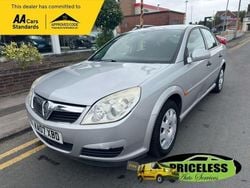 Silver Used 2007 Vauxhall Vectra Hatchback | £995 (Fair price)