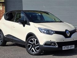 White Used 2016 Renault Captur Dynamique SUV | £4,995 (Fair price)