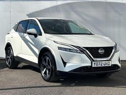 White Used 2022 Nissan Qashqai N-Connecta SUV | £20,151 (Fair price)