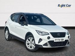 White Used 2024 Seat Arona Xperience SUV | £18,699 (Fair price)