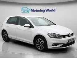 White Used 2019 VW Golf VII Edition Hatchback | £12,600 (Fair price)