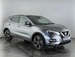 Grey Used 2017 Nissan Qashqai Tekna SUV | £9,450 (Fair price)