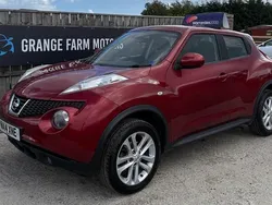 Red Used 2014 Nissan Juke Acenta SUV | £2,995 (A bit pricey)