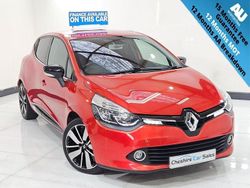 Red Used 2015 Renault Clio IV Dynamique Hatchback | £4,850 (Fair price)