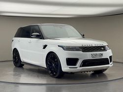 Fuji white Used 2019 Land Rover Range Rover Sport HSE Dynamic SUV | £27,650 (Fair price)