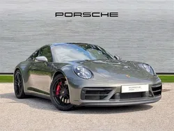 Aventurine green Used 2022 Porsche 911 Coupe | £108,950 (Good price)