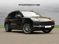 Jet black metallic Used 2022 Porsche Cayenne Platinum Edition SUV | £63,900