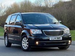 Black Used 2014 Chrysler Grand Voyager Limited MPV | £11,979 (A bit pricey)