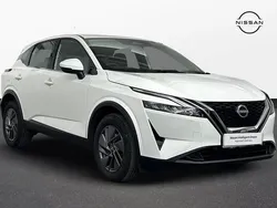 White Used 2023 Nissan Qashqai Acenta Premium SUV | £19,800 (Good price)