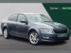 Quartz grey metallic Used 2017 Skoda Octavia SE L Hatchback | £12,000 (Fair price)