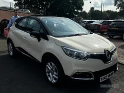 White Used 2015 Renault Captur Dynamique SUV | £6,450 (Fair price)