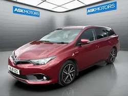 Red Used 2018 Toyota Auris Hybrid Design Estate | £12,999 (Fair price)