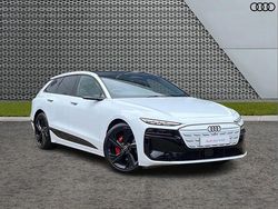 White Used 2025 Audi e-tron Performance SUV | £62,999