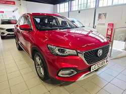 Red Used 2022 MG HS Excite SUV | £13,990 (Fair price)