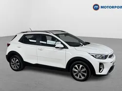 White Used 2023 Kia Stonic 2 SUV | £14,899 (Good price)