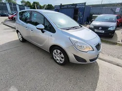 Silver Used 2011 Vauxhall Meriva MPV | £1,999 (Fair price)