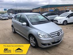 Silver Used 2010 Mercedes B200 SE MPV | £3,757 (Fair price)