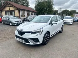 White Used 2021 Renault Clio V Iconic Hatchback | £6,299