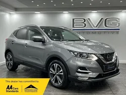 Grey Used 2017 Nissan Qashqai N-Connecta SUV | £8,994 (Fair price)