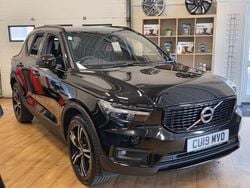 Black Used 2019 Volvo XC40 R-Design SUV | £12,995