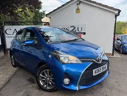 Blue Used 2015 Toyota Yaris Hatchback | £6,495 (Fair price)