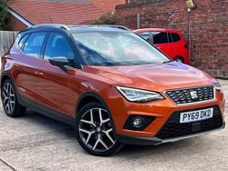 Orange Used 2019 Seat Arona XCELLENCE Lux SUV | £11,495 (Fair price)