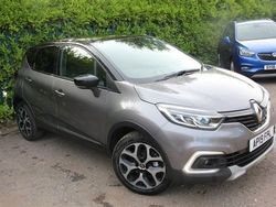 Grey Used 2019 Renault Captur GT-Line SUV | £8,200 (Fair price)