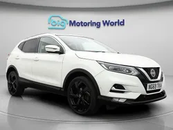 White Used 2019 Nissan Qashqai Tekna SUV | £11,300 (Fair price)