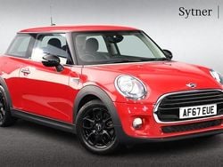 Red Used 2017 Mini Cooper Hatch Hatchback | £12,500 (Super price)