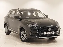Black Used 2023 MG HS SE SUV | £16,498 (Fair price)