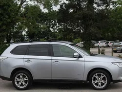 Silver Used 2013 Mitsubishi Outlander SUV | £5,490 (Fair price)