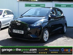 Phantom black pearl Used 2023 Hyundai i10 SE Hatchback | £13,495 (Fair price)