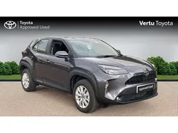 Grey Used 2025 Toyota Yaris Cross SUV | £23,499 (Good price)