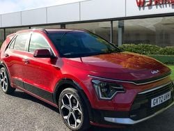 Red Used 2023 Kia Niro 3 SUV | £21,165 (Fair price)
