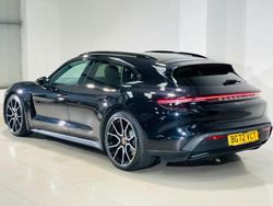 Black Used 2022 Porsche Taycan Sport Turismo Sedan | £48,500 (Fair price)