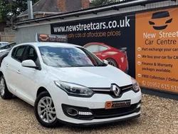 White Used 2014 Renault Mégane III Dynamique Hatchback | £4,984 (Fair price)