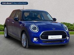 Blue Used 2018 Mini Cooper Hatch Hatchback | £11,999 (Good price)