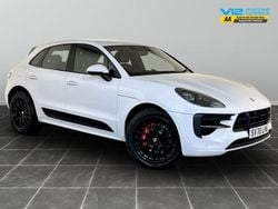 White Used 2020 Porsche Macan SUV | £39,995 (Good price)