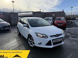 White Used 2014 Ford Focus Zetec Hatchback | £4,795 (Fair price)