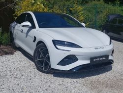 White New 2025 BYD Seal Sedan | £47,295 (Fair price)