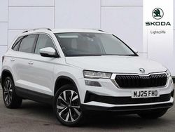 Moon white metallic Used 2025 Skoda Karoq SE L SUV | £24,990 (Fair price)