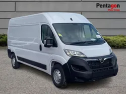 White Used 2023 Vauxhall Movano Van | £25,192