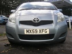 Silver Used 2009 Toyota Yaris Hatchback | £4,695 (Expensive)
