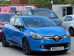 Blue Used 2015 Renault Clio IV Dynamique Hatchback | £9,995 (Fair price)