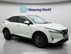 White Used 2022 Nissan Qashqai Acenta Premium SUV | £16,219 (Good price)